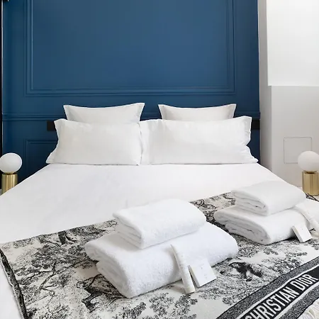 Апартаменты Pick A Flat's In Louvre - Croix Des Petits Champs Париж